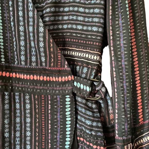 Parker Wrap Tolomei Front Blouse - Picture 5 of 9